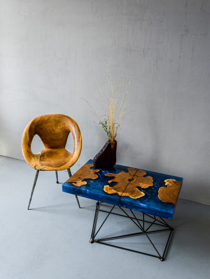table-solid-conference-agat-zivica-frame