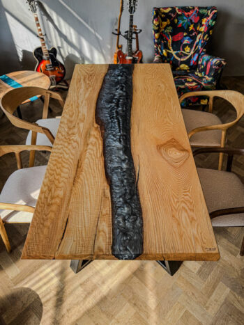 jedalensky-stol-jasen-dreveny