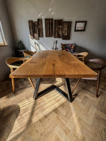 jedalensky-stol-jasen-dreveny